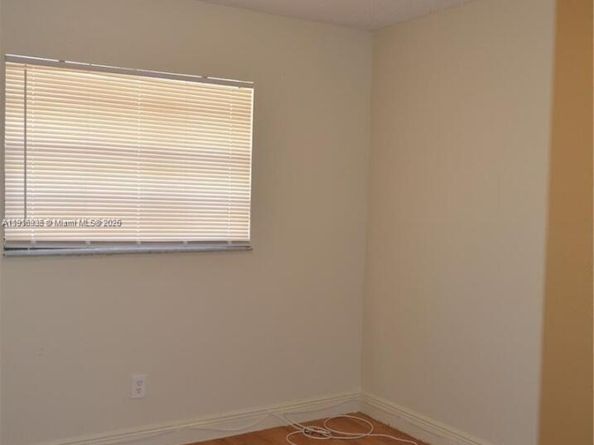 1741 SW 40th Ter, Fort Lauderdale FL 33317