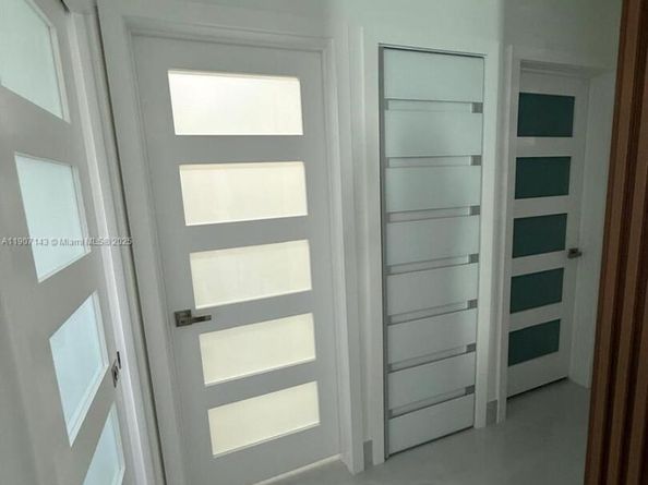 2845 NW 164th Ter, Miami Gardens FL 33054