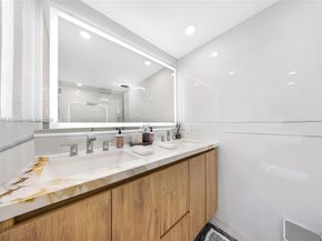 7601 E Treasure Dr 1216, North Bay Village FL 33141