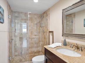 5601 Collins Ave 1514, Miami Beach FL 33140