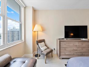 5601 Collins Ave 1514, Miami Beach FL 33140