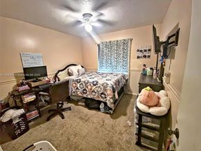 7301 SW 8th St, North Lauderdale FL 33068