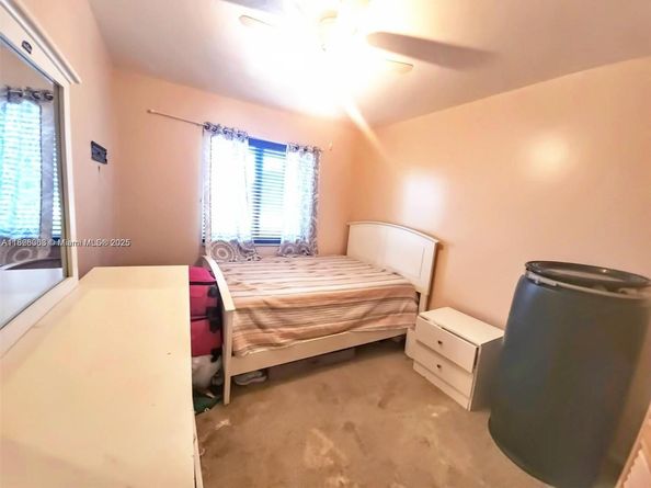 7301 SW 8th St, North Lauderdale FL 33068