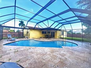 7301 SW 8th St, North Lauderdale FL 33068