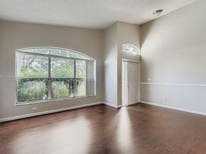 10397 SW 16th St, Pembroke Pines FL 33025
