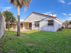 10397 SW 16th St, Pembroke Pines FL 33025