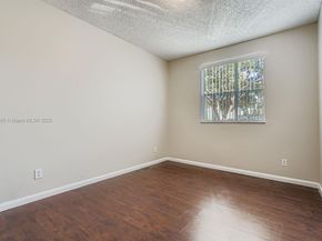 10397 SW 16th St, Pembroke Pines FL 33025