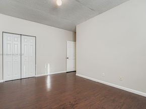 10397 SW 16th St, Pembroke Pines FL 33025