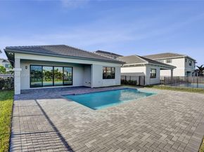 9918 Rising Wing St, Palm Beach Gardens FL 33412