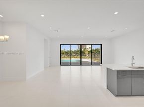 9918 Rising Wing St, Palm Beach Gardens FL 33412