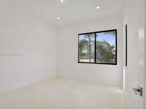 9918 Rising Wing St, Palm Beach Gardens FL 33412