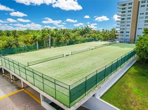 155 Ocean Lane Dr 302, Key Biscayne FL 33149