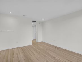 155 Ocean Lane Dr 302, Key Biscayne FL 33149