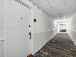 155 Ocean Lane Dr 302, Key Biscayne FL 33149