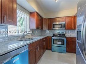 2890- 2892 S Le Jeune Rd, Coral Gables FL 33134