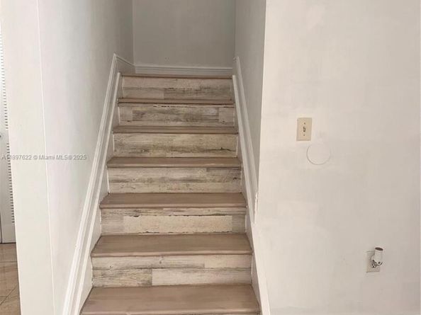 3382 NW 197th Ter, Miami Gardens FL 33056