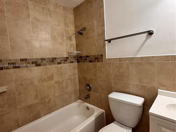 3382 NW 197th Ter, Miami Gardens FL 33056