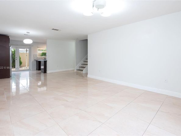 3382 NW 197th Ter, Miami Gardens FL 33056