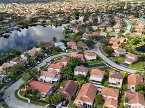 18411 NW 18th St, Pembroke Pines FL 33029