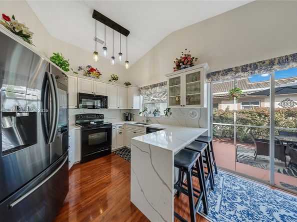 18411 NW 18th St, Pembroke Pines FL 33029