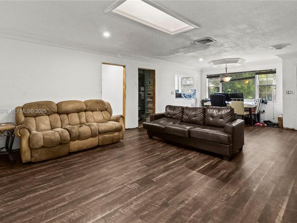 6200 SW 30th St, Miramar FL 33023