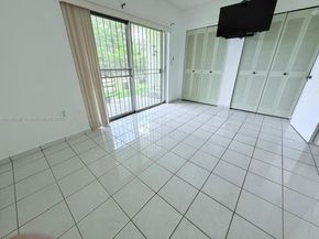 300 NW 42nd Ave 109, Miami FL 33126