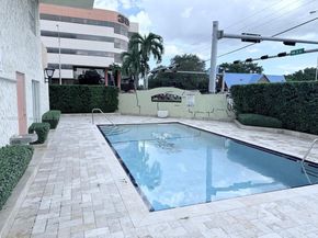 300 NW 42nd Ave 109, Miami FL 33126