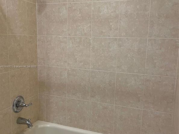 3020 NW 125th Ave 304, Sunrise FL 33323