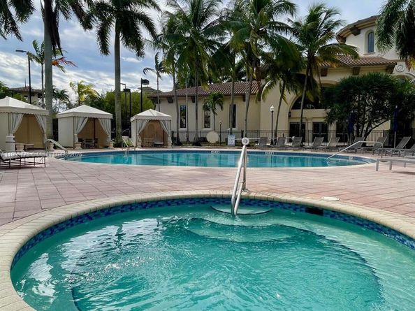 3020 NW 125th Ave 304, Sunrise FL 33323