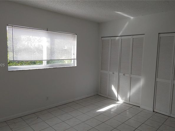 1400 NE 54th St 206, Fort Lauderdale FL 33334