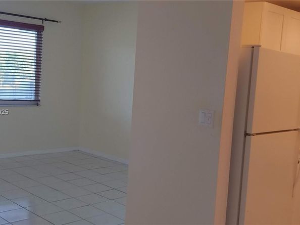 1400 NE 54th St 206, Fort Lauderdale FL 33334