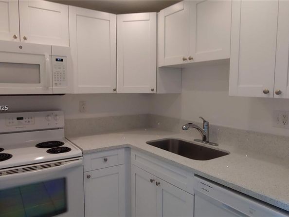 1400 NE 54th St 206, Fort Lauderdale FL 33334