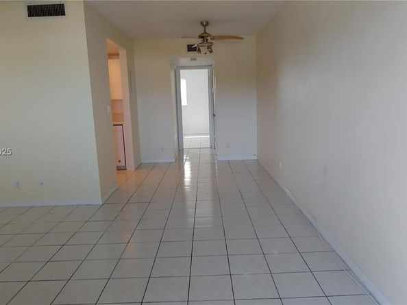 1400 NE 54th St 206, Fort Lauderdale FL 33334