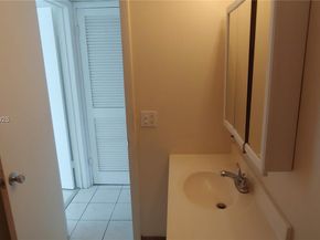 1400 NE 54th St 206, Fort Lauderdale FL 33334