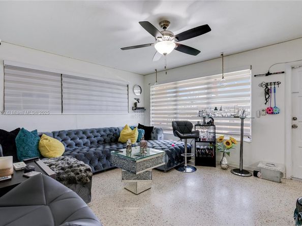 9311 SW 37th St, Miami FL 33165