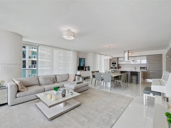 300 Sunny Isles Blvd 41501, Sunny Isles Beach FL 33160