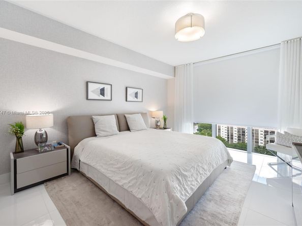 300 Sunny Isles Blvd 41501, Sunny Isles Beach FL 33160