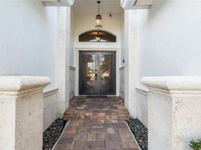 2310 NW 189th Ave, Pembroke Pines FL 33029