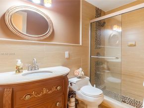 2310 NW 189th Ave, Pembroke Pines FL 33029