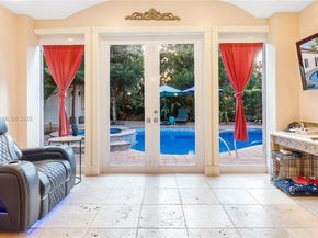 2310 NW 189th Ave, Pembroke Pines FL 33029