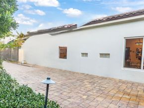 2310 NW 189th Ave, Pembroke Pines FL 33029