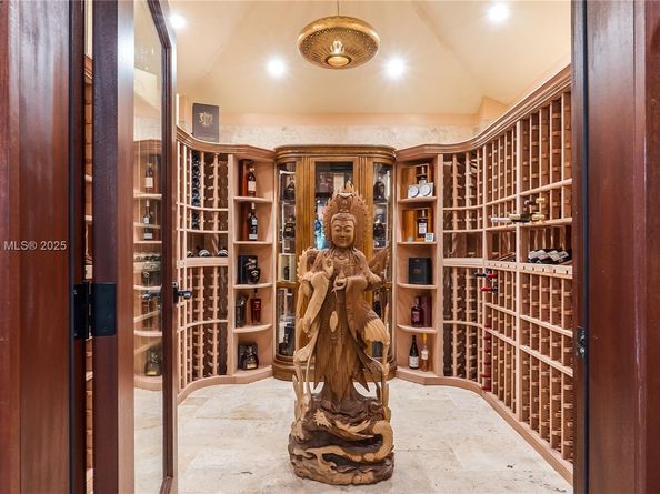 2310 NW 189th Ave, Pembroke Pines FL 33029