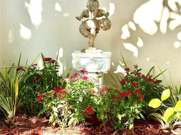 11117 SW 122nd Ct, Miami FL 33186