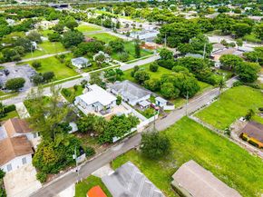 31 SW 11th Ave, Delray Beach FL 33444