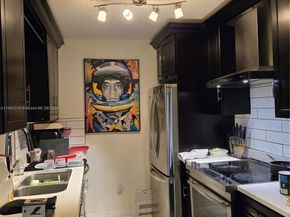 31 SW 11th Ave, Delray Beach FL 33444