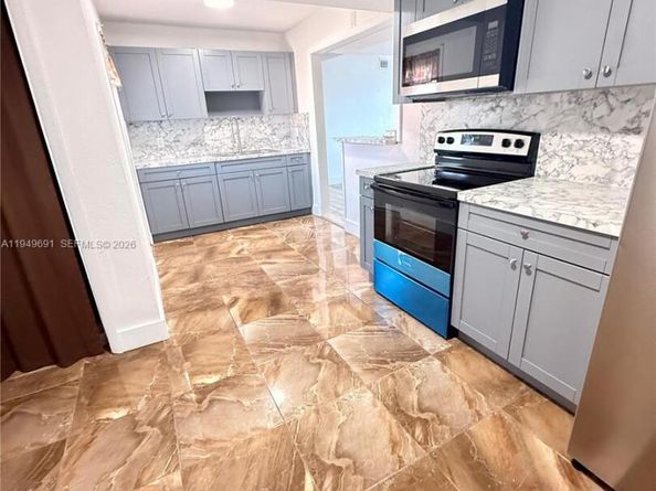 1824 NW 25th Ave, Fort Lauderdale FL 33311