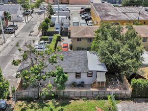 2135 SW 4th St, Miami FL 33135