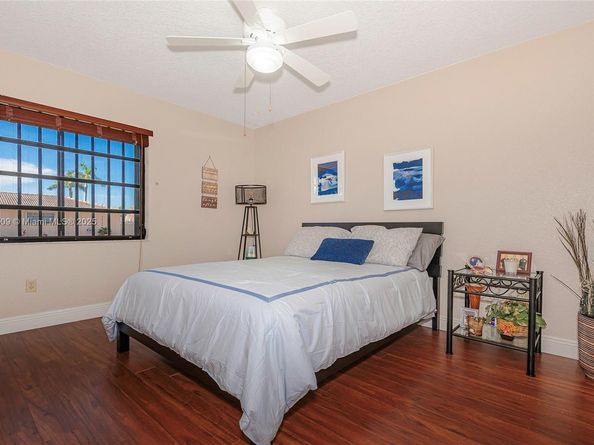 13137 SW 3rd St, Miami FL 33184