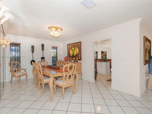13137 SW 3rd St, Miami FL 33184