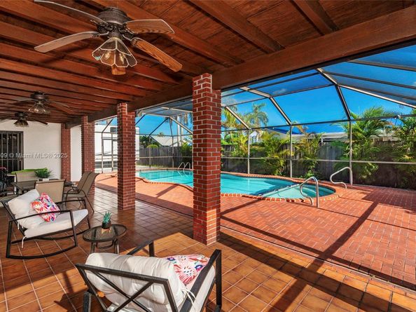 13137 SW 3rd St, Miami FL 33184